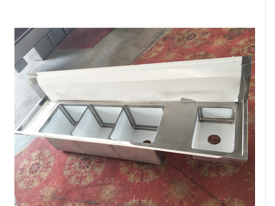 Stainless Steel Commercial 4 Compartment Kitchen Sink with Good Finished Surface