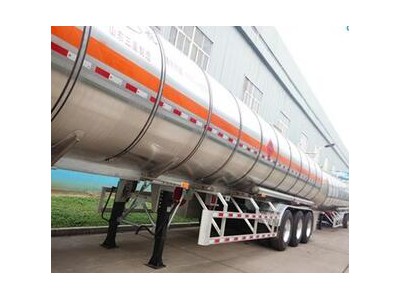 best factory price PTO and oil pump equipped fuel tank semi trailer